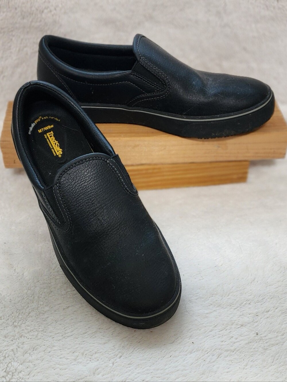 TreadSafe Men's 7 Women's 8w